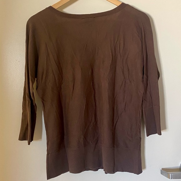 Women’s chocolate brown 3/4 sleeve knit vneck sweater TALBOTS petites, sz M - Picture 6 of 8